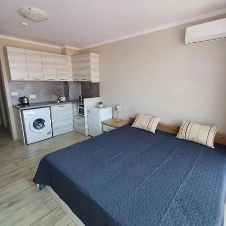 Admiral Plaza 35 -studio-sunny *