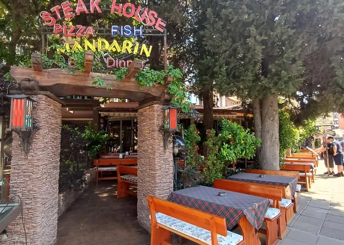 Апартамент Admiral Plaza 35 -studio-sunny *